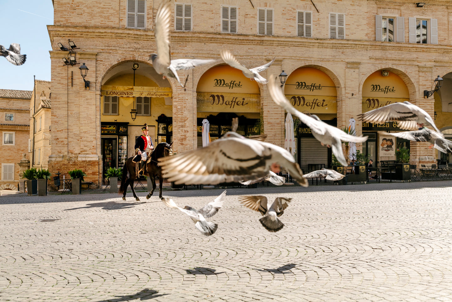Dimore in cerca d’autore – Cinetour